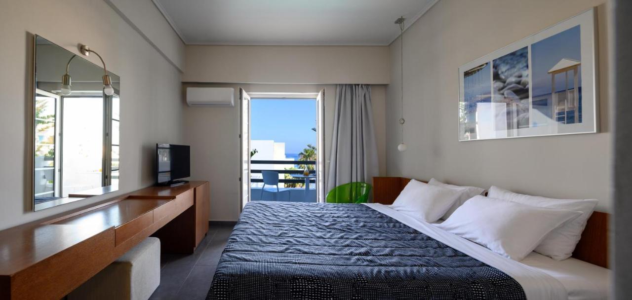 Afroditi Venus Beach Resort Kamari  Bagian luar foto