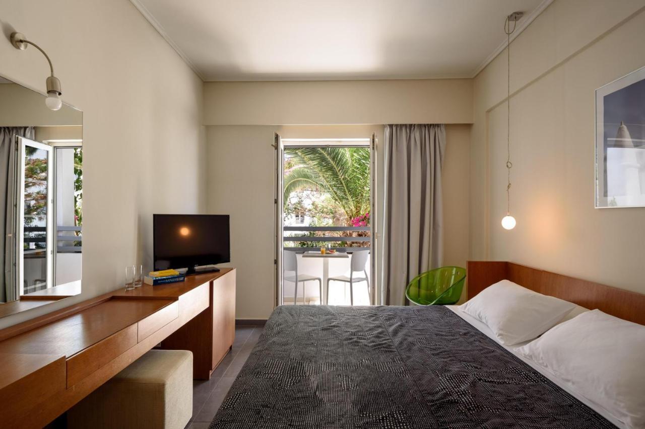 Afroditi Venus Beach Resort Kamari  Bagian luar foto
