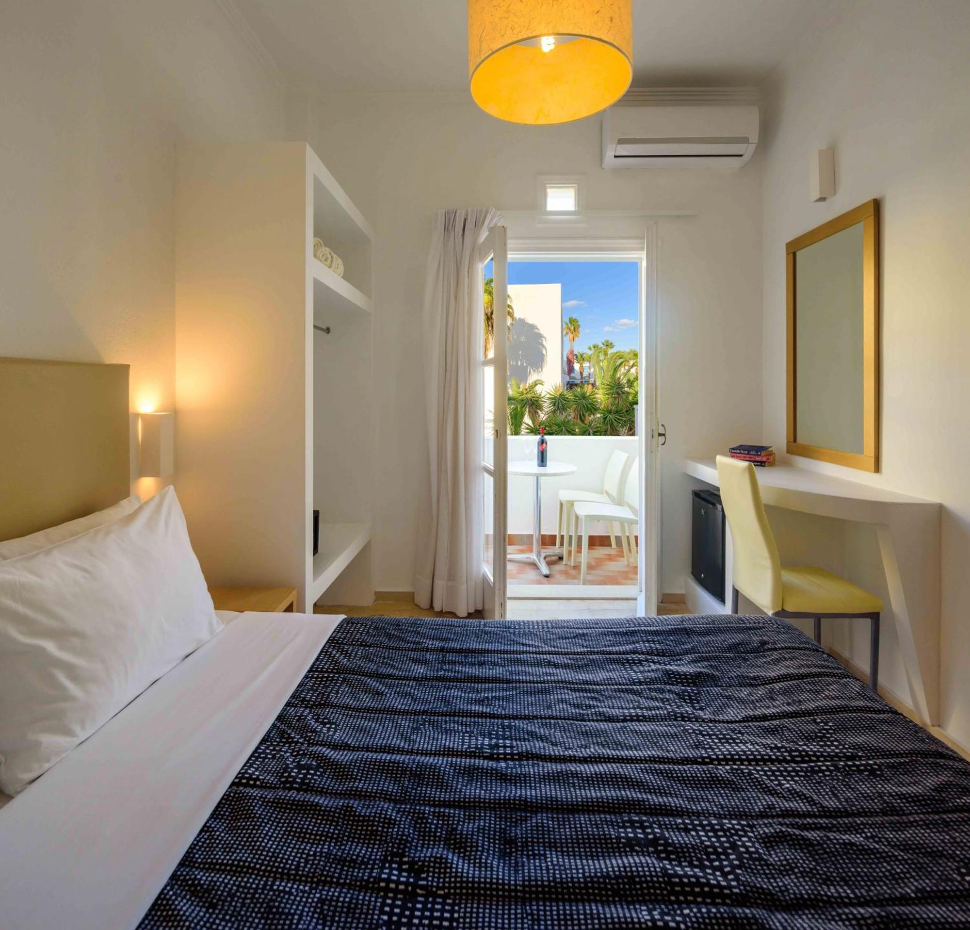 Afroditi Venus Beach Resort Kamari  Bagian luar foto